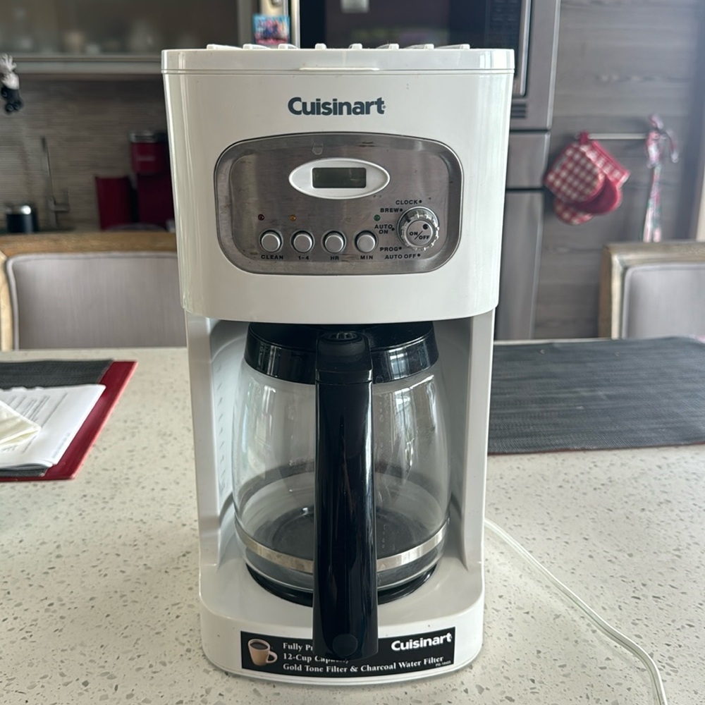 Cuisinart coffee maker 12 cups -discontinued item!